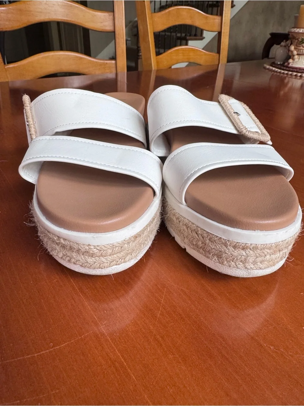 Mia Kenzy Platform Sandal Size 8.5 White